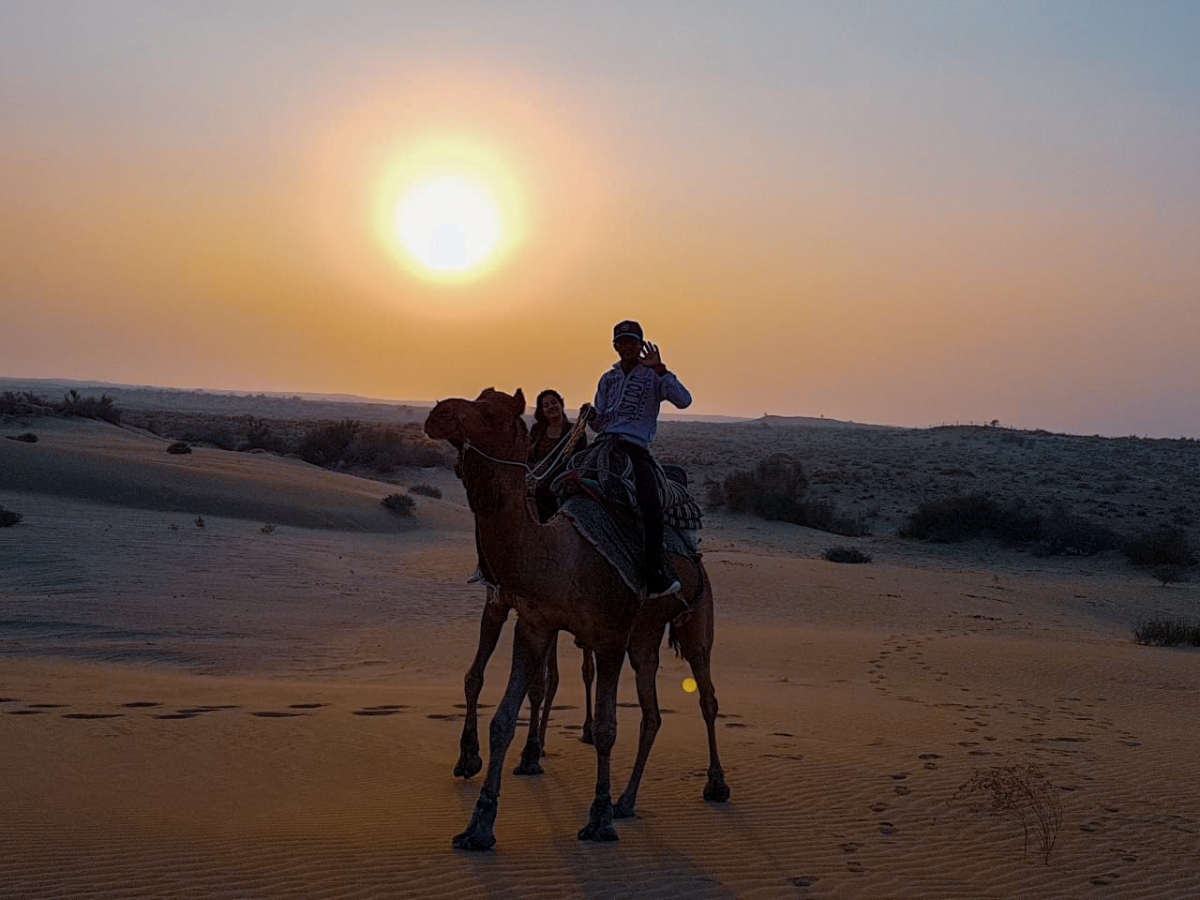 Desert Safari in Jaisalmer – Sand, Stars and Solitude